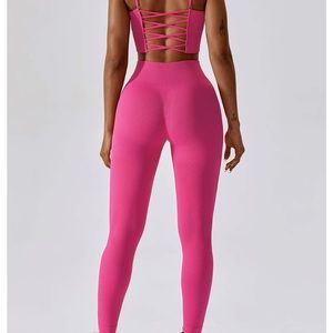 Clothing gym sets pink and black size L and M